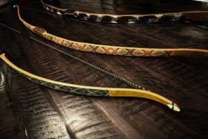 The-Woodlands-Recurve-Bow-by-Stone-Age-Outdoors-in-La-Crete-Alberta-Custom-handmade-primitive-bow-archery