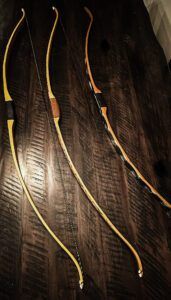 The-Woodlands-Recurve-Bow-by-Stone-Age-Outdoors-in-La-Crete-Alberta-Custom-handmade-primitive-bow-archery