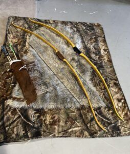 The-Woodlands-Recurve-Bow-by-Stone-Age-Outdoors-in-La-Crete-Alberta-Custom-handmade-primitive-bow-archery